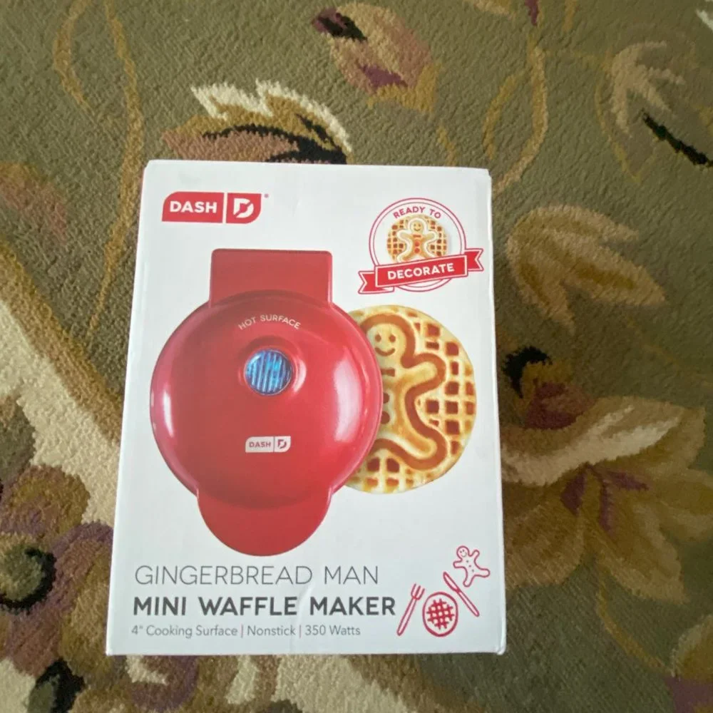 Gingerbread Man Mini Waffle Maker